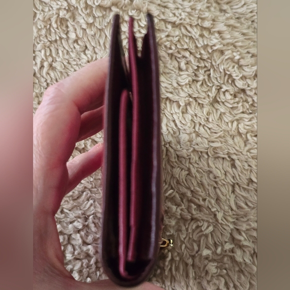 Pink Wallet - Picture 5 of 13